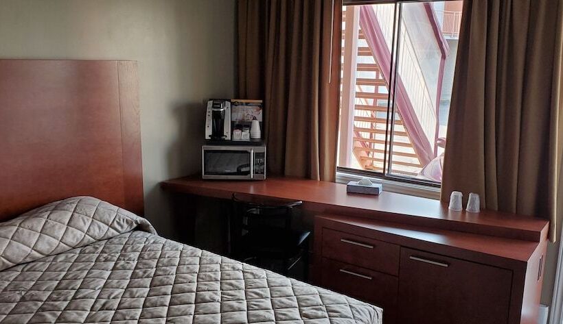 Номер Стандарт 2 Двуспальные Кровати, Motel Falcon