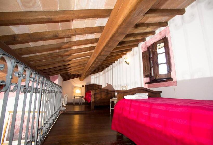 اتاق دوبلکس, Terre Del Cantico Country House