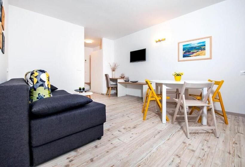 バルコニー付き１ベッドルームアパートメント, Villa Marea