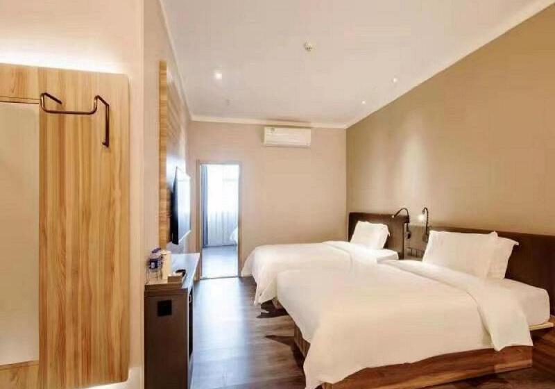 Номер Стандарт Трехместный, Hanting Hotel Guiyang Railway Station