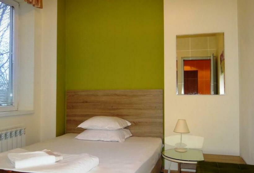 스탠다드 룸 공동 욕실, Guest Rooms Kom