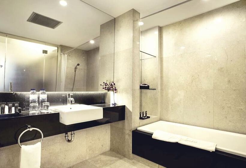 Полулюкс, Grand Zuri Bsd City