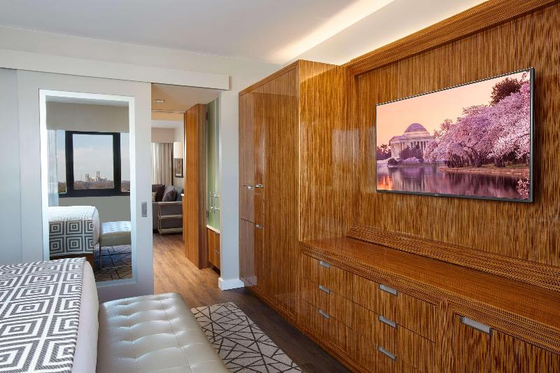 سوئیت با تخت بزرگ, Hilton Club The District Washington D.c