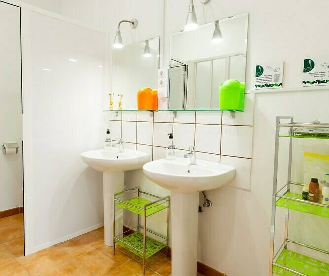 ルームシェアのワンベッド, Bettmar Ecohostel Canarias