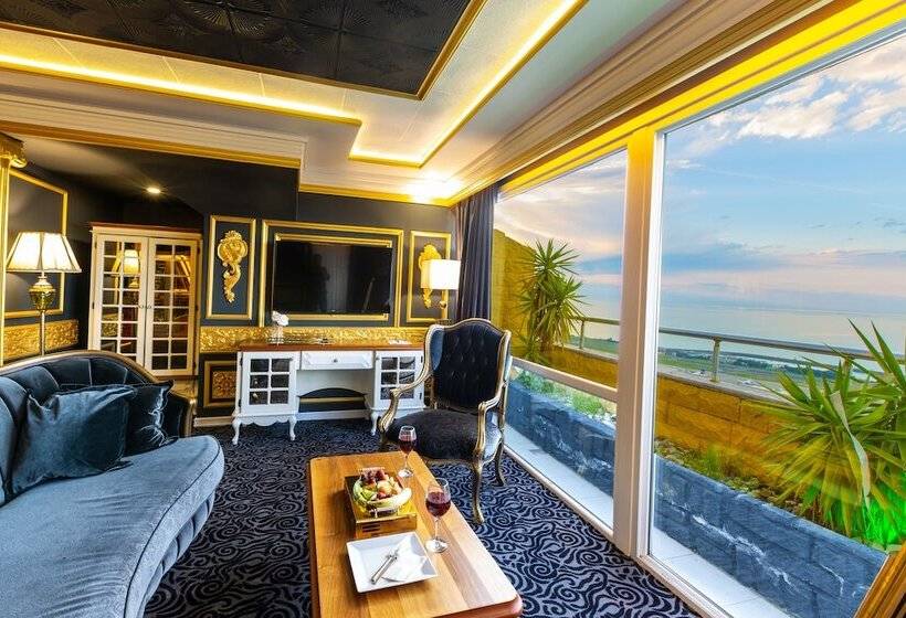 Quarto Ático, Andalouse Otel