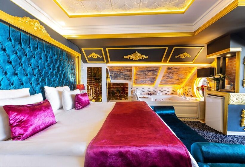 Quarto Ático, Andalouse Otel