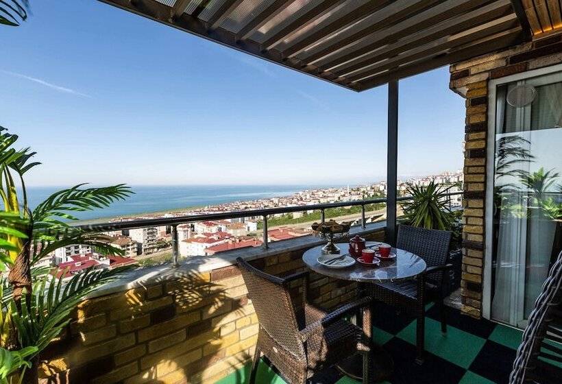 Quarto Ático, Andalouse Otel