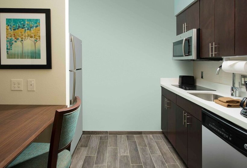 Suite Adaptada para personas con movilidad reducida, Homewood Suites By Hilton San Antonio Airport