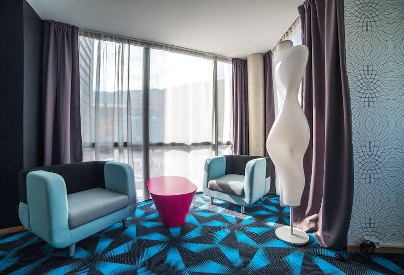Люкс, Magic Hotel Solheimsviken