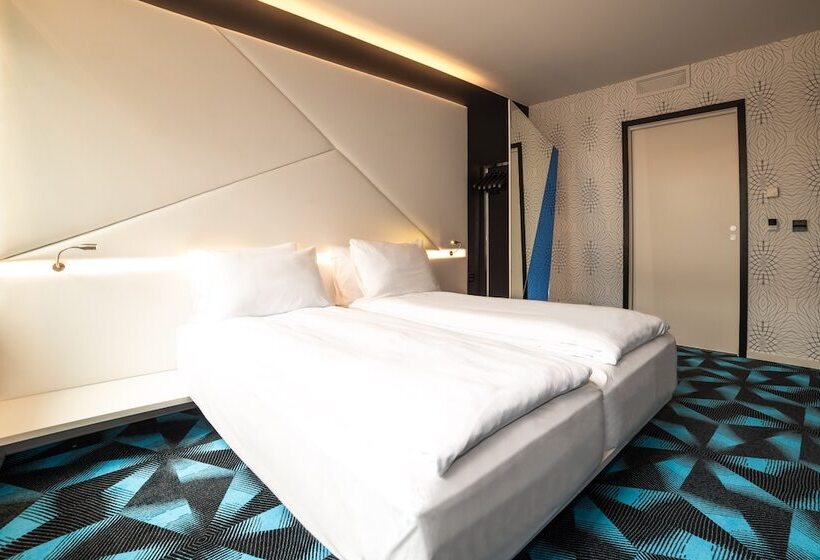 Номер Стандарт, Magic Hotel Solheimsviken