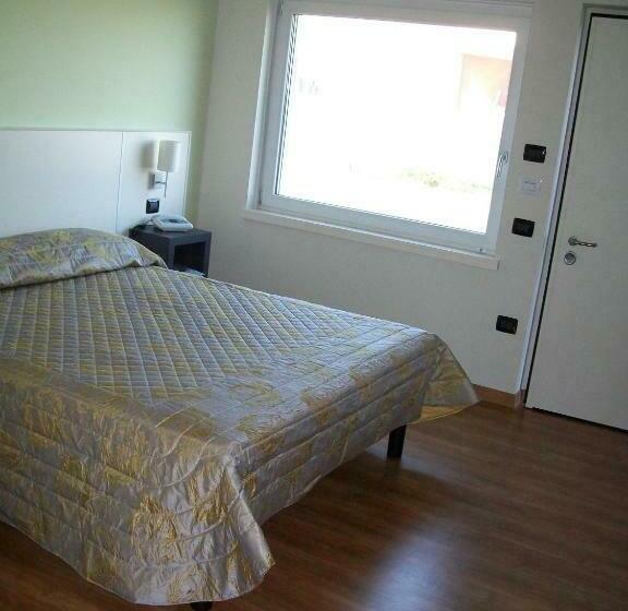 标准间, Motel Giglio