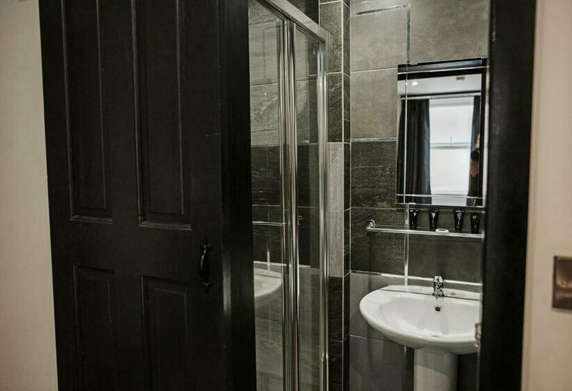Номер Economy, Sinclair S Rooms