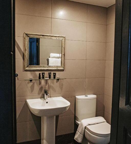 Семейный Номер Superior, Sinclair S Rooms