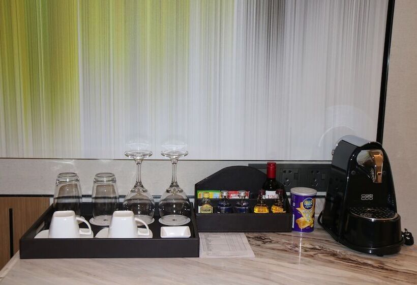 اتاق اجرایی با تخت بزرگ, Doubletree By Hilton Hotel Chongqing Nan An