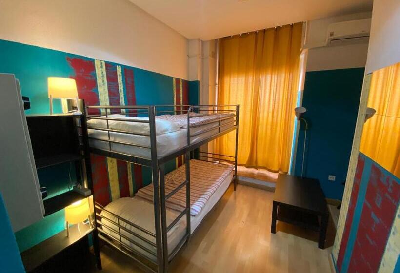 اتاق استاندارد با سرویس بهداشتی مشترک, Bed Madrid Hostel By Bossh! Hotels
