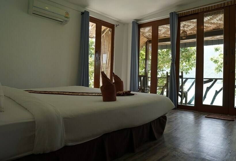 Номер Superior Вид на Море, Phi Phi Cozy Seafront Resort