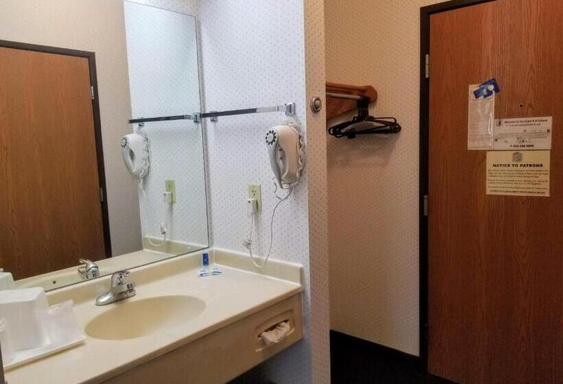 Люкс Кровать Кинг, Rodeway Inn Urbana Champaign University Area