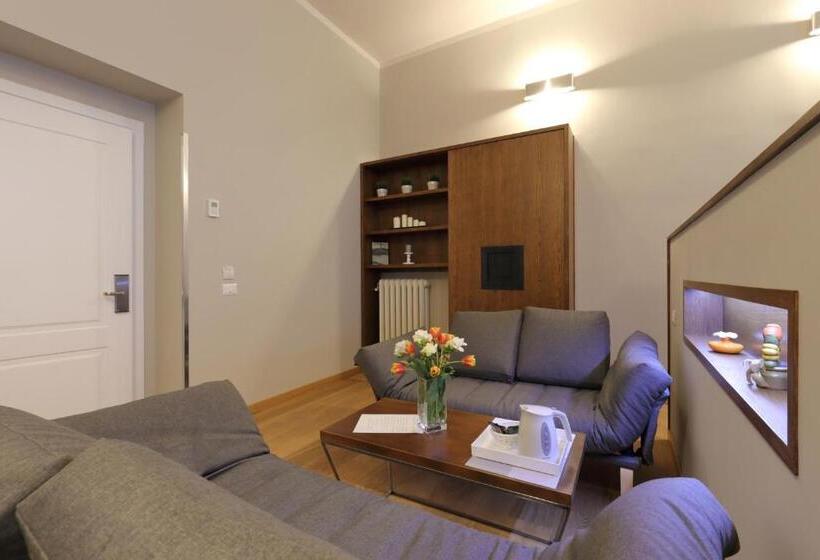 مجموعه ویستا شهر, Antico Centro Suite