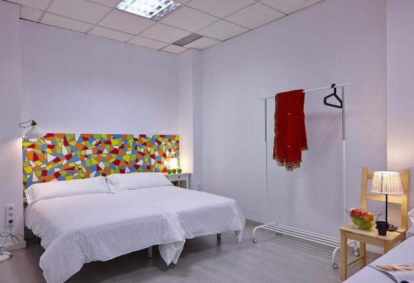 Трехместный Номер Стандарт Совместная Ванная, Pil Pil Hostel Bilbao