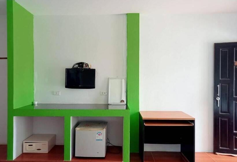 Номер Стандарт Трехместный, Bank Guesthouse