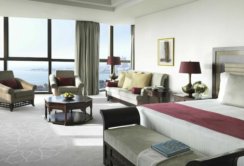 Полулюкс Вид на Море, Bab Al Qasr