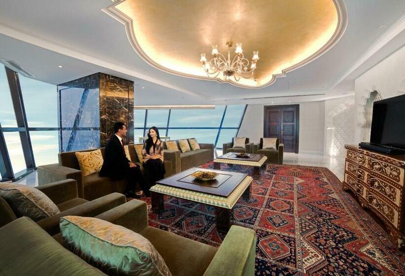 Президентский Люкс, Bab Al Qasr