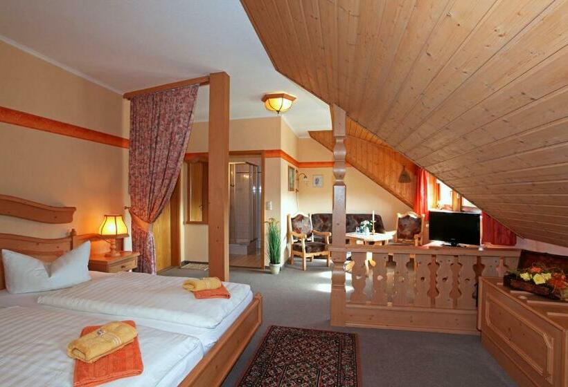 Номер Стандарт, Berglandstübel