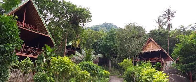 디럭스 방갈로, Koh Tao Royal Resort