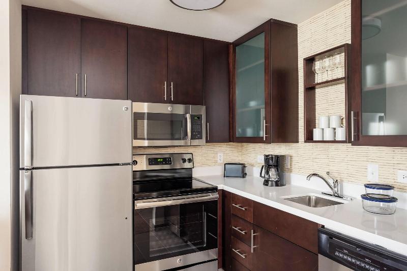 מיטת קינג בסוויטה, Residence Inn By Marriott Austin Lake Austin/river Place