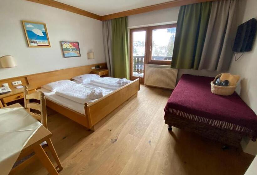 스탠다드 룸, The Alpine Palace New Balance Luxus Resort
