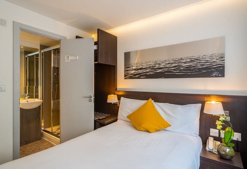 Номер Стандарт, Pelican London Hotel And Residence
