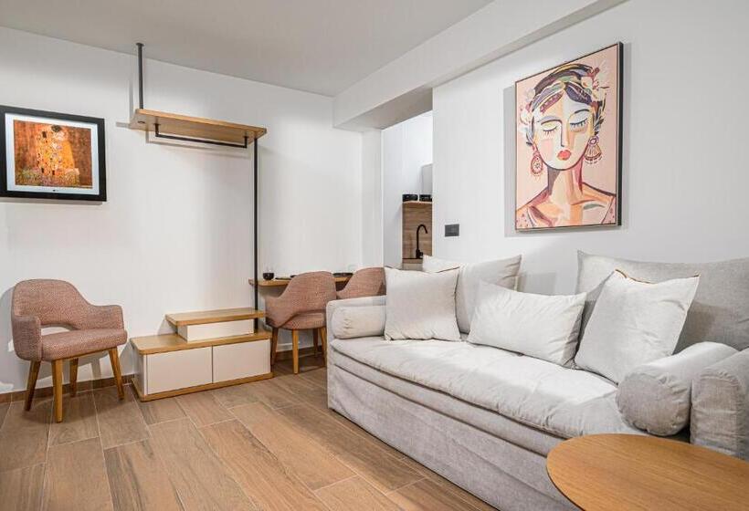 سوییت, Casa Di Gaga Luxury Suites