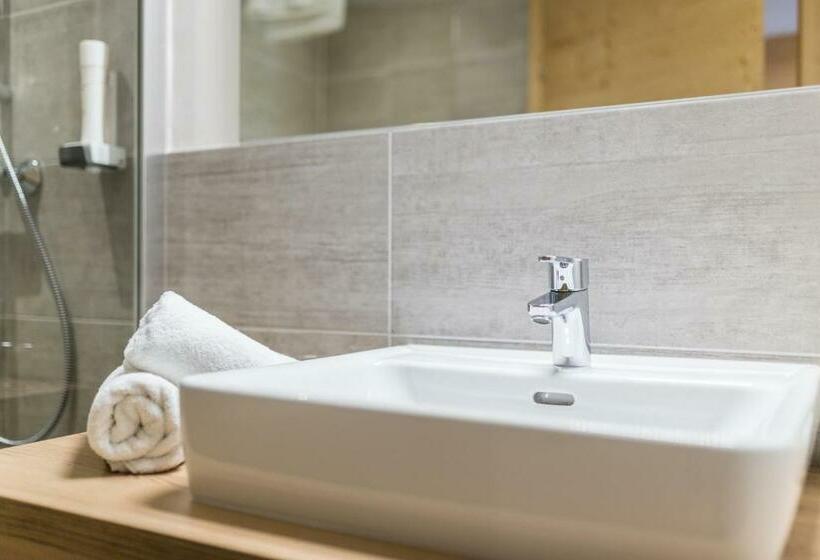Семейный Номер, Familienhotel Botenwirt