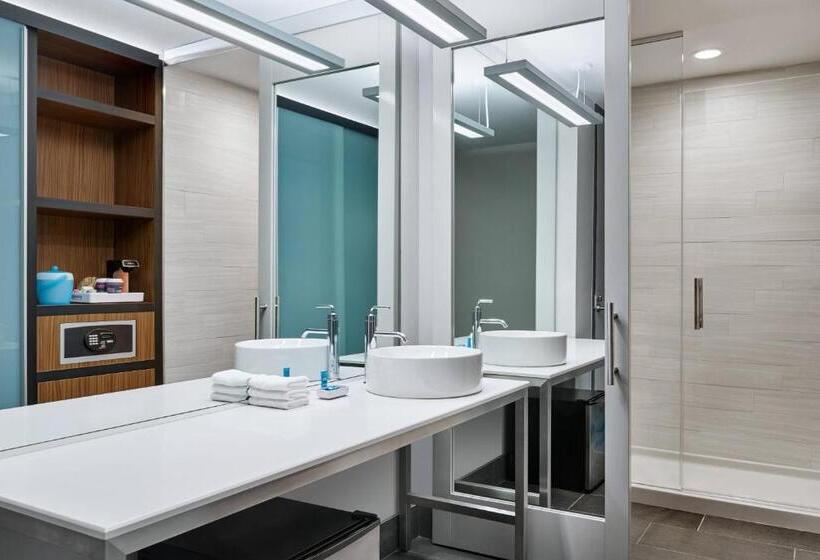 带大床的标准间, Aloft Austin Northwest
