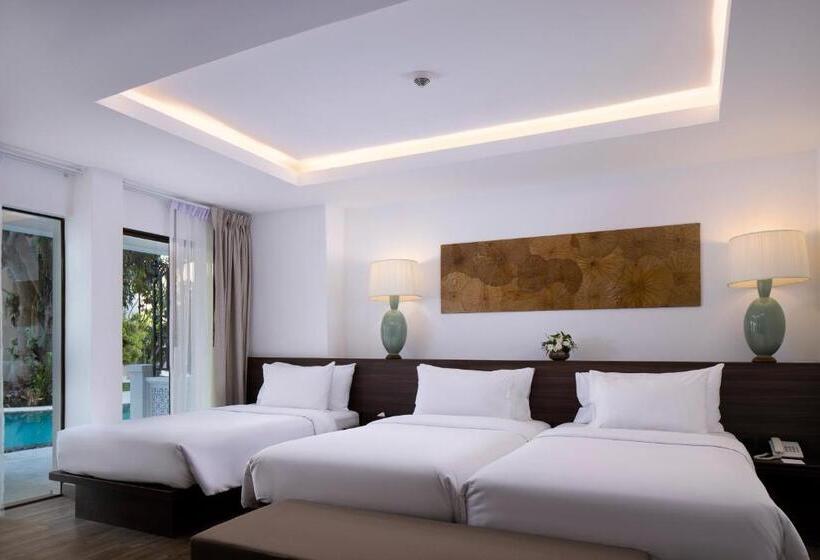 디럭스 트리플 룸, Celes Samui