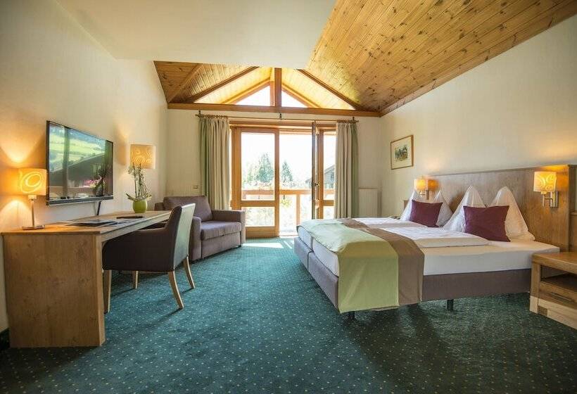 Номер Комфорт, Das Gastein   Ganzjährig Inklusive Alpentherme Gastein & Sommersaison Inklusive Gasteiner Bergbahnen