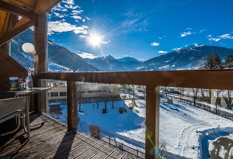 Номер Superior, Das Gastein   Ganzjährig Inklusive Alpentherme Gastein & Sommersaison Inklusive Gasteiner Bergbahnen