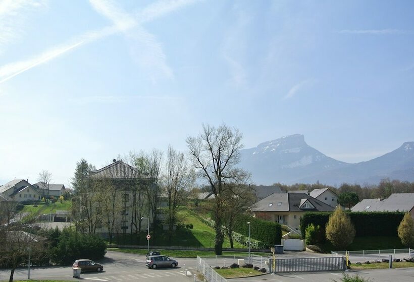 Номер Стандарт Трехместный, Ibis Budget Chambéry Sud Challesleseaux