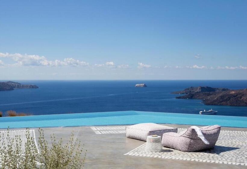 Номер Стандарт, Erosantorini Estate