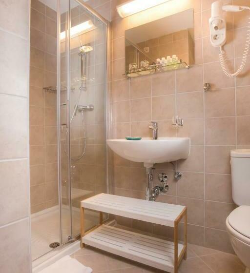 Classic room with balcony, Villa Arausa