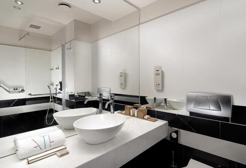 اتاق لوکس با چشم‌انداز شهر, Athens Tiare By Mage Hotels