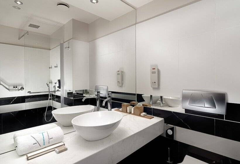 اتاق لوکس با چشم‌انداز, Athens Tiare By Mage Hotels