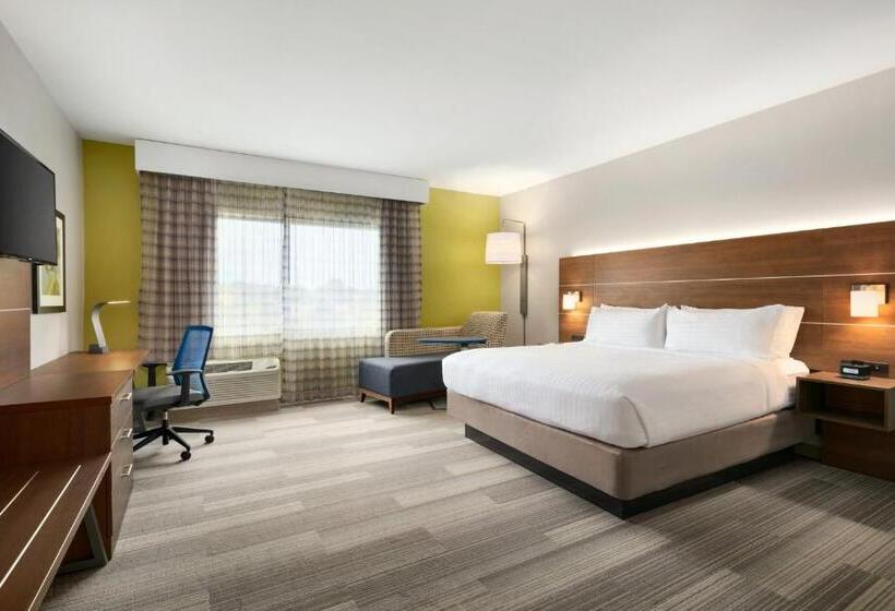 Номер Стандарт, Holiday Inn Express & Suites Salisbury, An Ihg