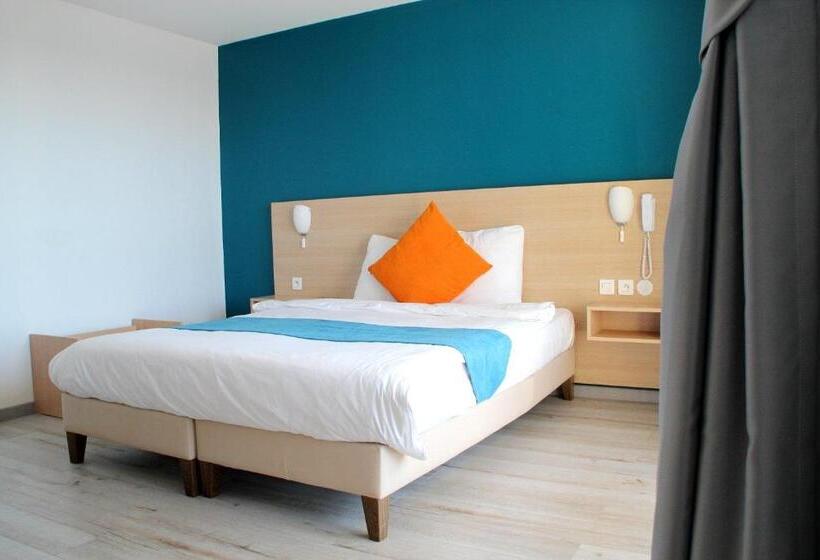 Семейный Номер, Saglam Hôtel