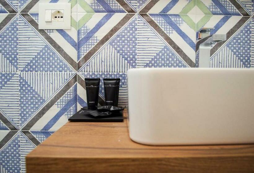 Полулюкс с Балконом, Aquamaris Design Suite & Spa