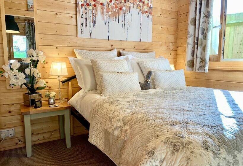 Апартаменты Deluxe 1 Спальня, Duck Lodge B&b With Hot Tub