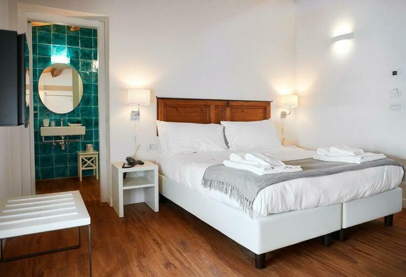 Standard Room, Sopra Le Mura