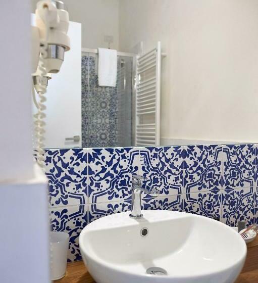 Superior Room, Sopra Le Mura