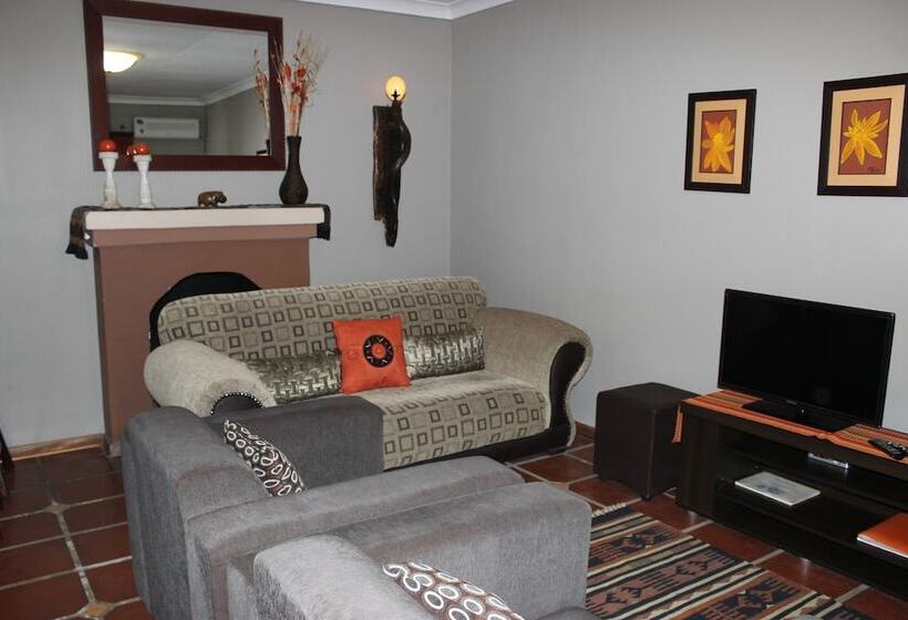 Семейный Номер, A Cherry Lane Self Catering And B&b