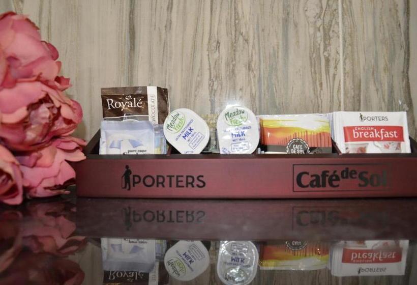 آپارتمان 1 خوابه, Colombo Lodge